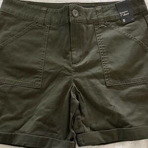 New York &‎ Company Olive Cargo Shorts